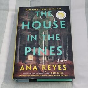 🎈The House in the Pines by Ana Reyes - Hardcover🎈